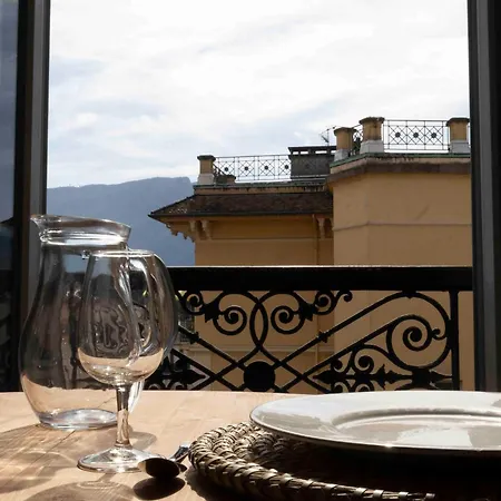 & Grand - Downtown Lägenhet *