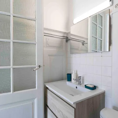 & Grand - Downtown * Aix-les-Bains