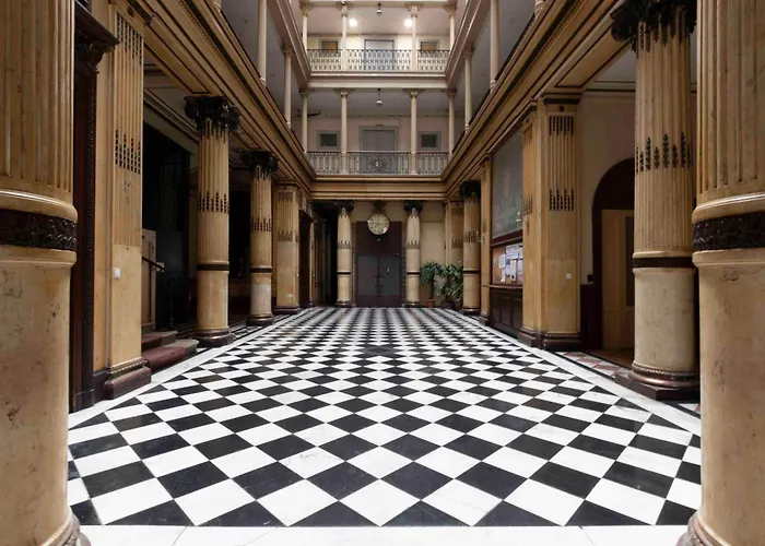 アパート & Grand - Downtown エクスレバン