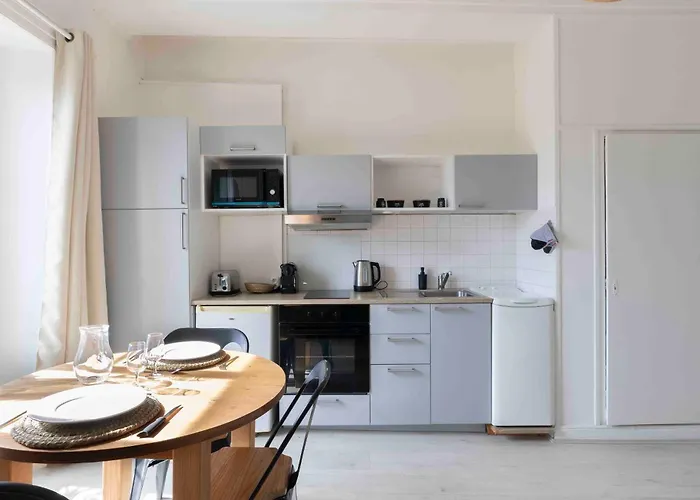 アパート & Grand - Downtown *