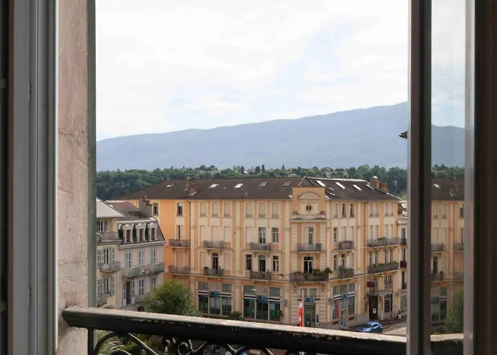 & Grand - Downtown アパート